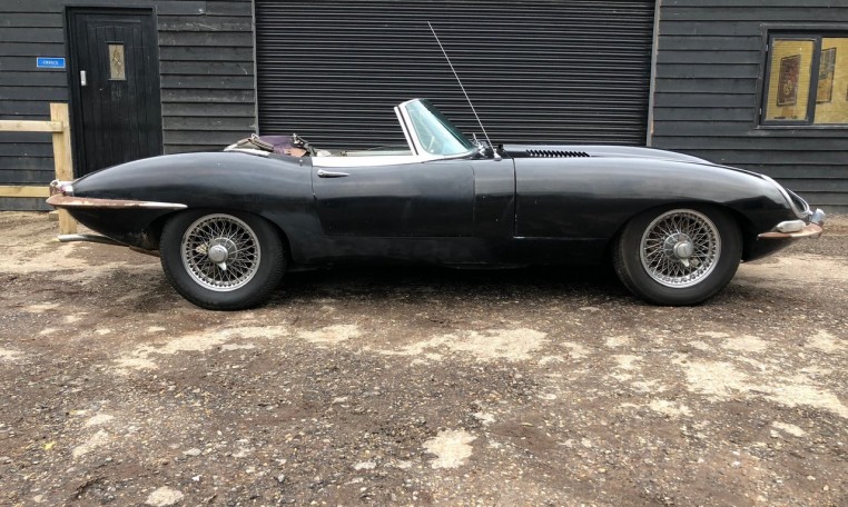 Miniature Voiture BEST Jaguar Type E Personal Car Noir - Échelle 1/43 - Neuve